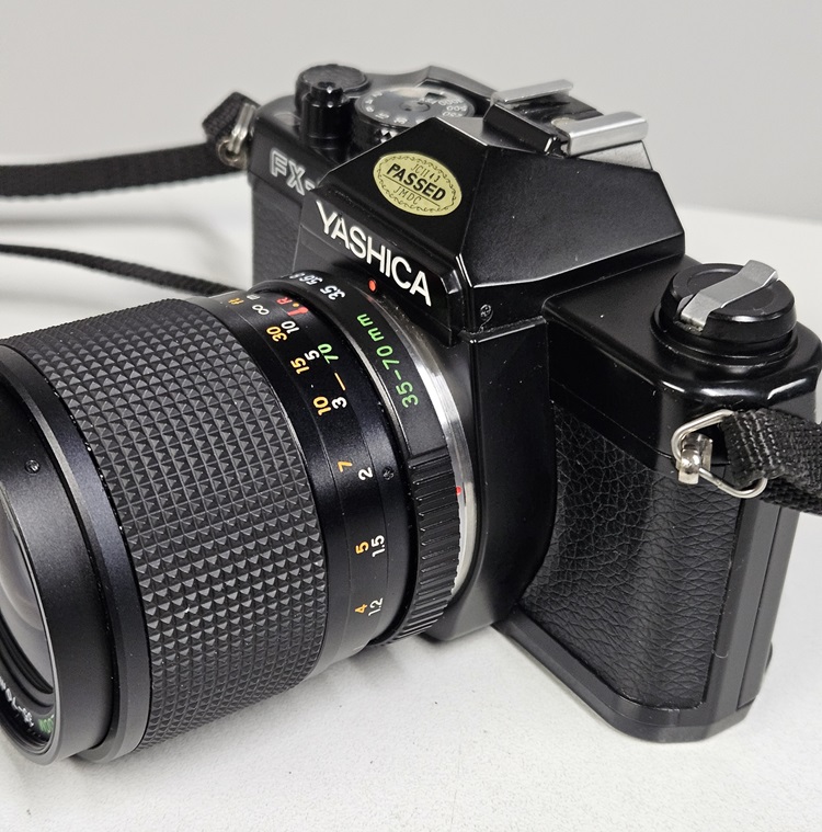 Yashica FX3 - obrazek 4